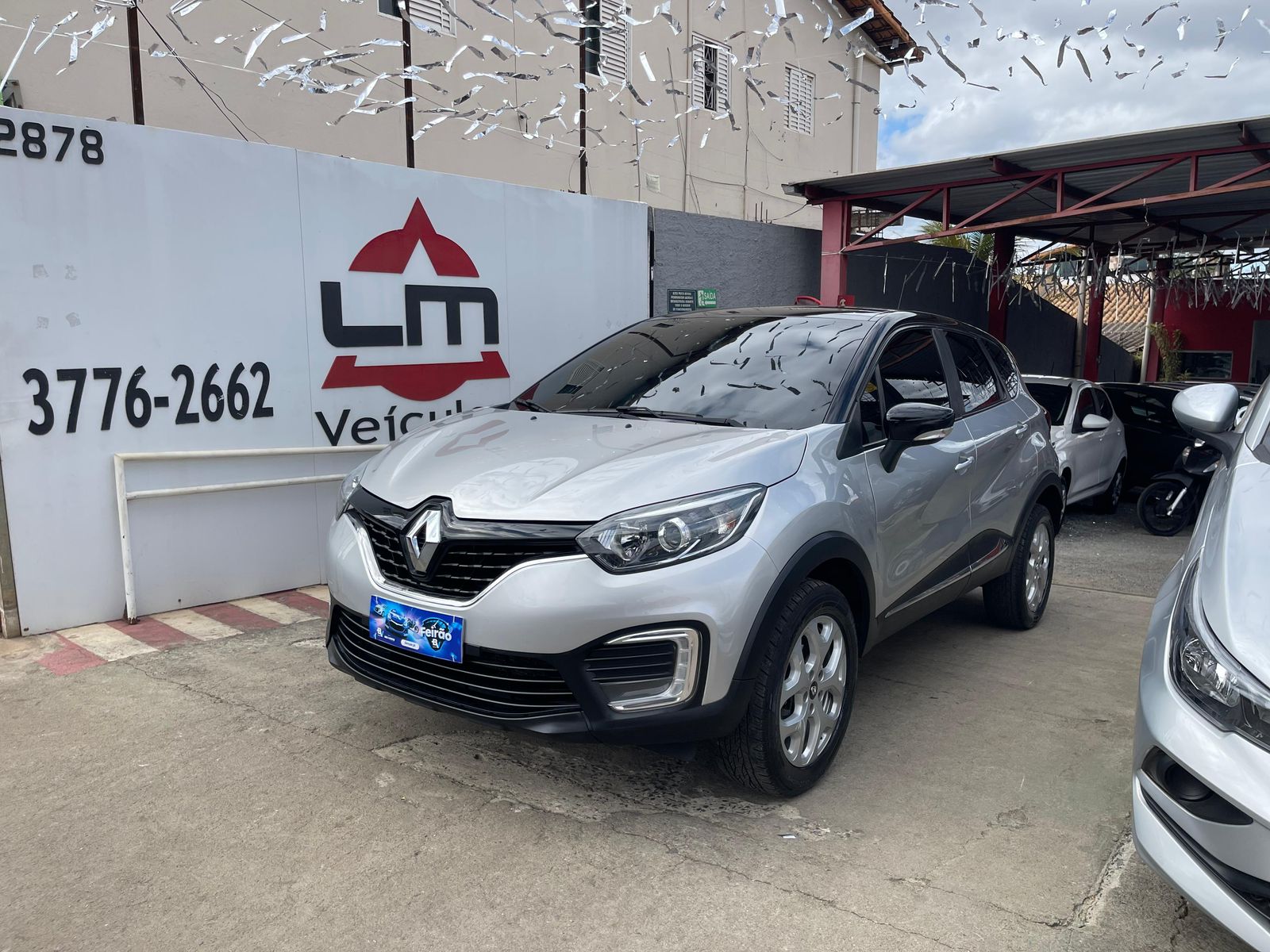 Captur Life 1.6 AT